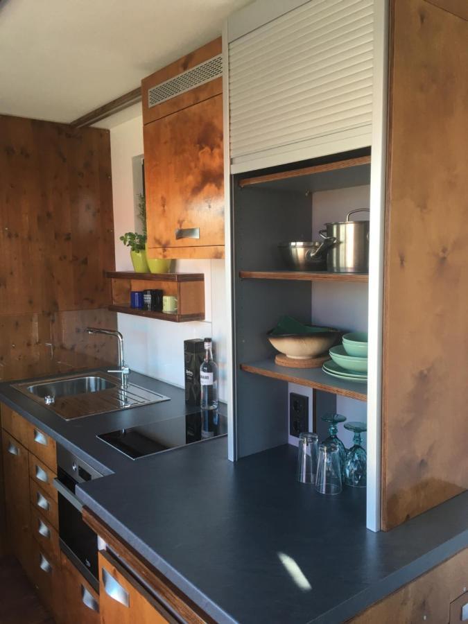 Tiny House Im Seecontainer Mit Parkplatz, Glasfaser, Netflix, Veranda Und Gehobener Ausstattung كوبورغ المظهر الخارجي الصورة