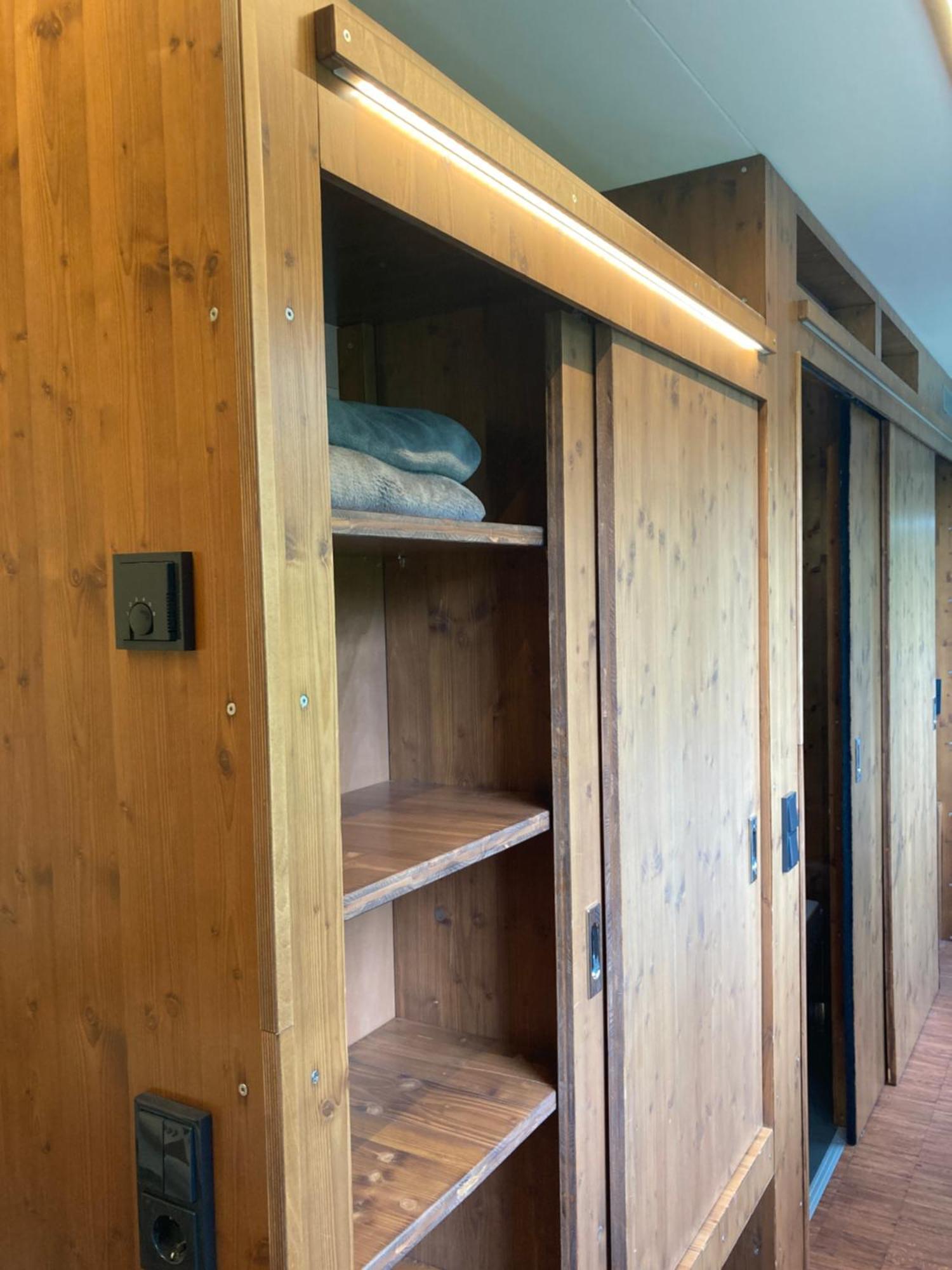 Tiny House Im Seecontainer Mit Parkplatz, Glasfaser, Netflix, Veranda Und Gehobener Ausstattung كوبورغ المظهر الخارجي الصورة